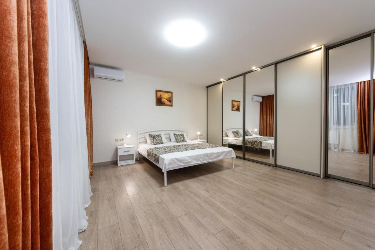 Apartments Riviera,20 Минут От Центра Kijów Zewnętrze zdjęcie